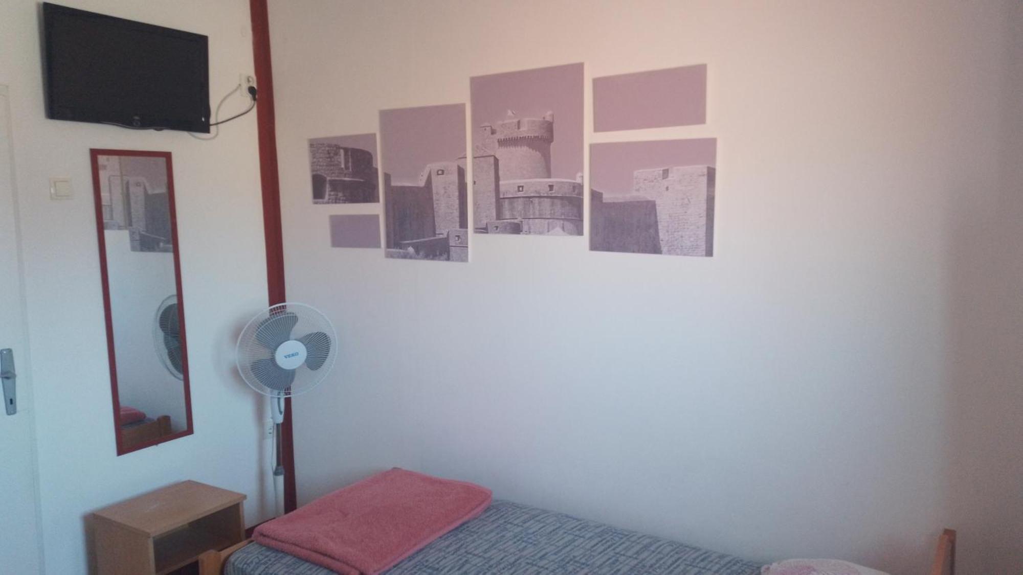 Red Apartman เทรบินเย ภายนอก รูปภาพ
