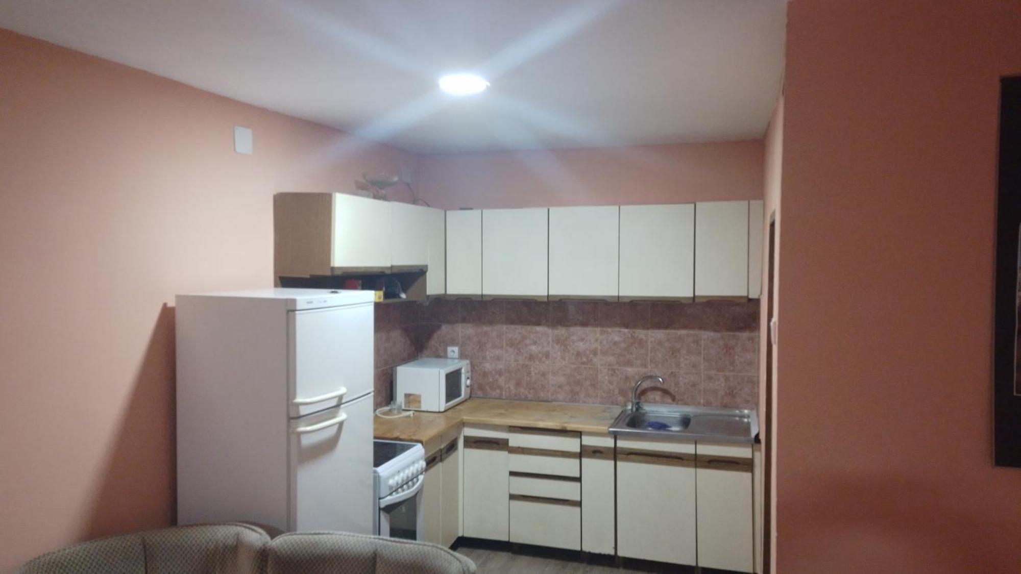 Red Apartman เทรบินเย ภายนอก รูปภาพ