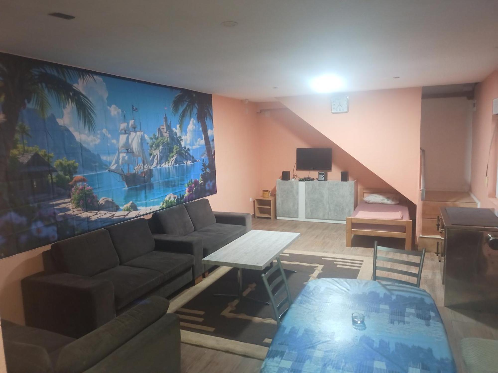 Red Apartman เทรบินเย ภายนอก รูปภาพ